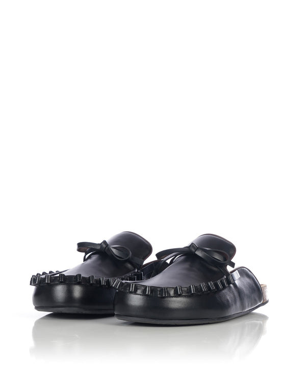 JW Anderson |  Ruffle Loafer Mules Black - Concrete