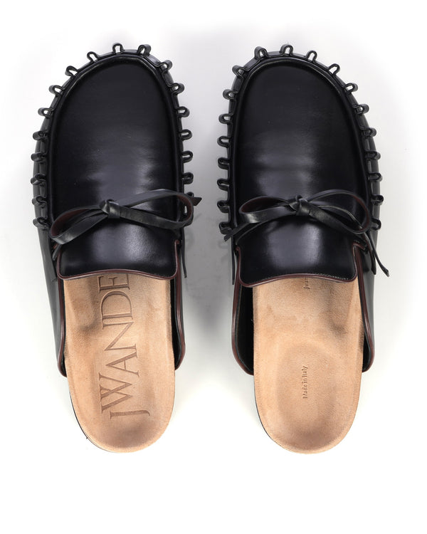 JW Anderson |  Ruffle Loafer Mules Black - Concrete