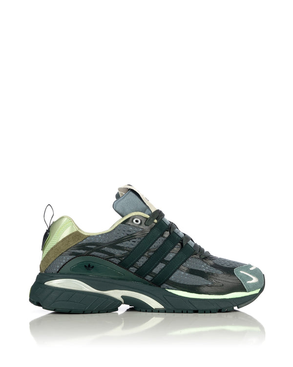adidas | x SFTM Adistar Cushion Shadow Green - Concrete