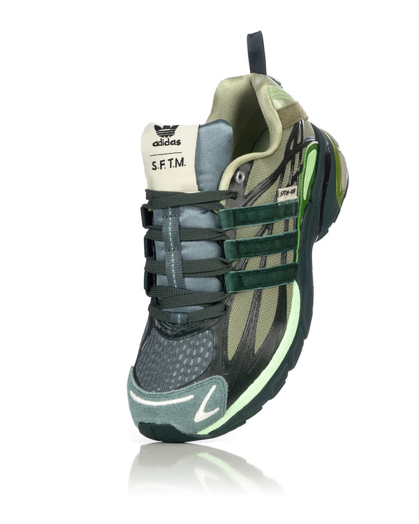 adidas | x SFTM Adistar Cushion Shadow Green - Concrete