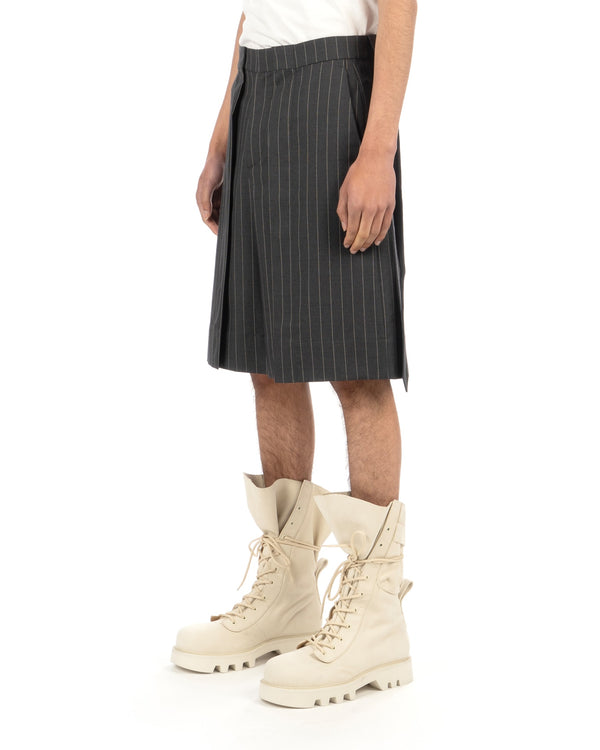 JW Anderson | Folded Front Pleat Shorts Grey Melange - Concrete