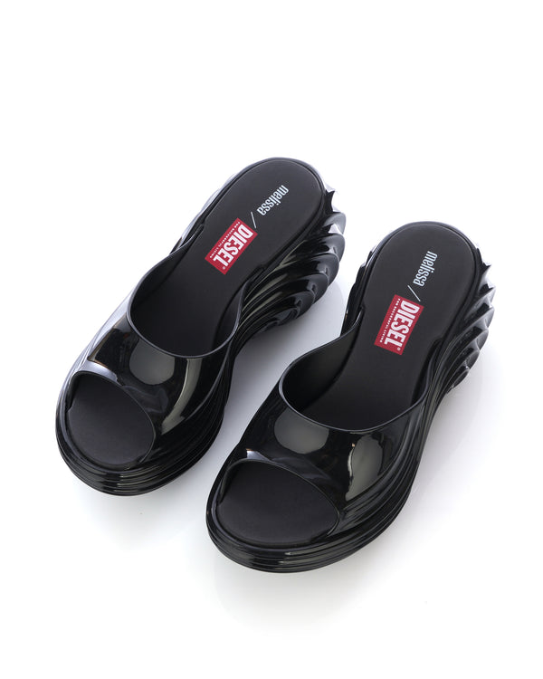 Melissa | x Diesel Quantum Platform Black - Concrete