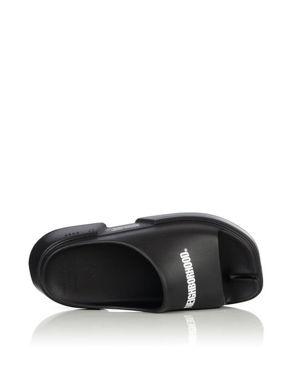 NEIGHBORHOOD | x Paes Slides Black - Concrete