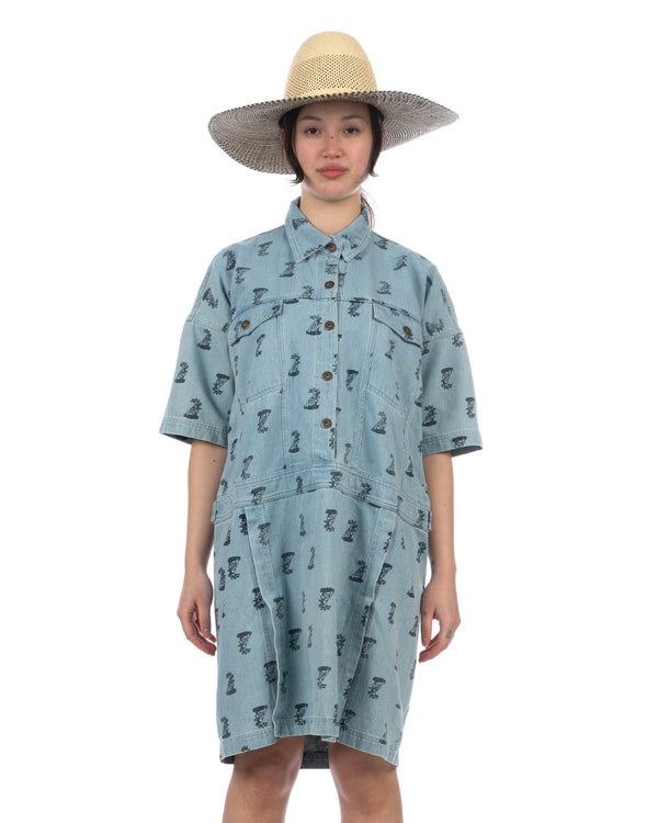 Perks and Mini (P.A.M.) | W Nagovisi Printed Denim Dress Bleach - Concrete