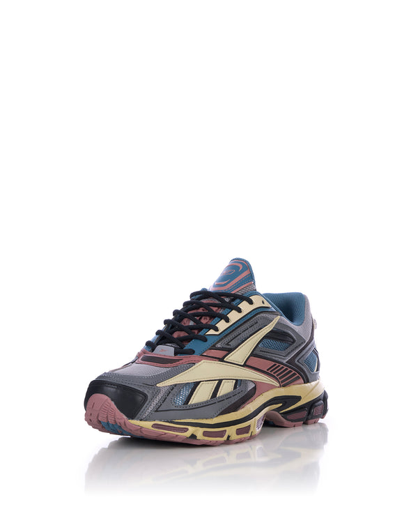 Reebok | Premier Road Ultra Soft Pink - Concrete