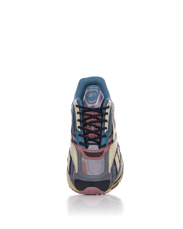 Reebok | Premier Road Ultra Soft Pink - Concrete