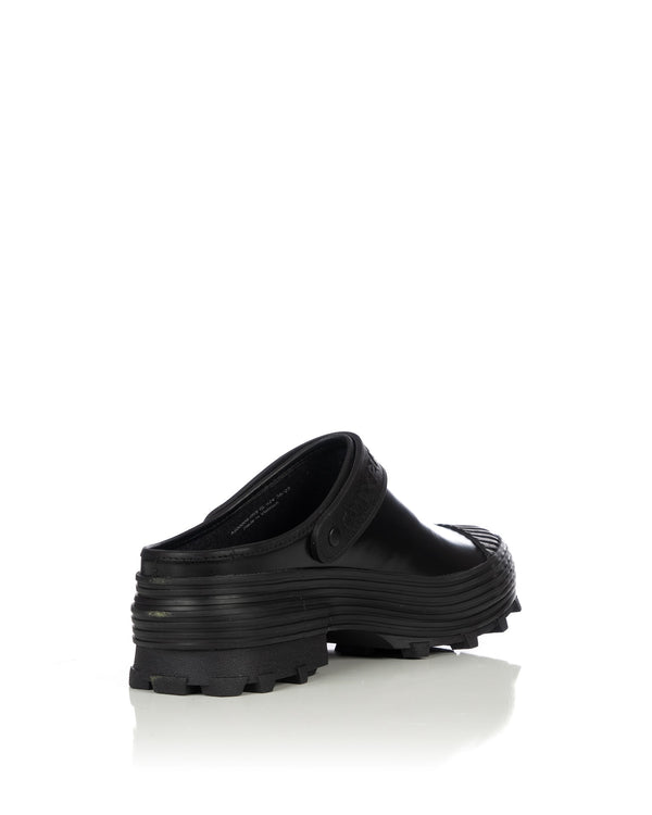 CAMPERLAB | Traktori Clogs Black - Concrete
