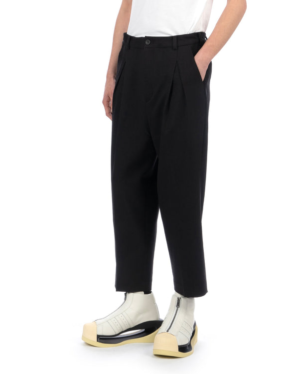 White Mountaineering | Stretch 2-Tuck Pants Black - Concrete