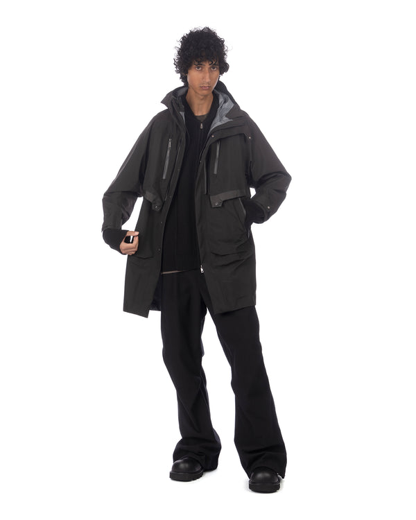 White Mountaineering | Gore-Tex Big Pocket Coat Black - Concrete