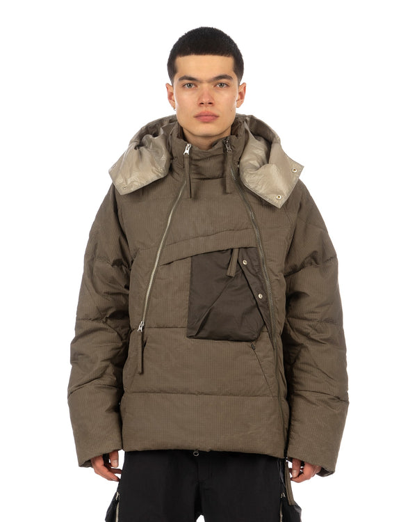 Nilmance | Sequence Zip Olmotex Down Jacket Olive - Concrete