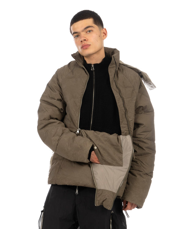 Nilmance | Sequence Zip Olmotex Down Jacket Olive - Concrete