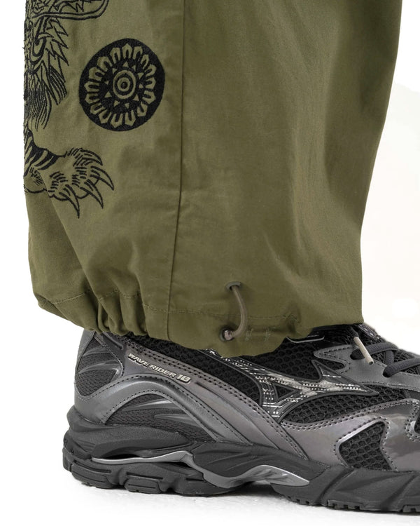 maharishi | 6092 Muay Thai Tiger Dragon Snopants Olive - Concrete