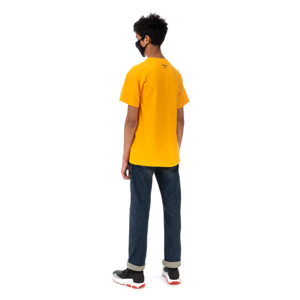 Akomplice | Love Over Fear Embroidered T-Shirt Gold - Concrete
