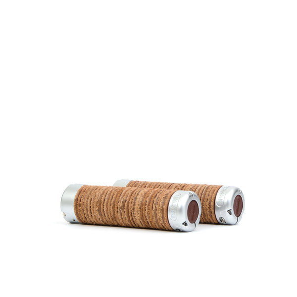 Brooks England | Plump Leather Grips Brown - Concrete
