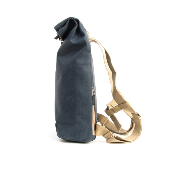 Brooks England | Pickwick Small (12Lt) Backpack Dark Blue - Concrete