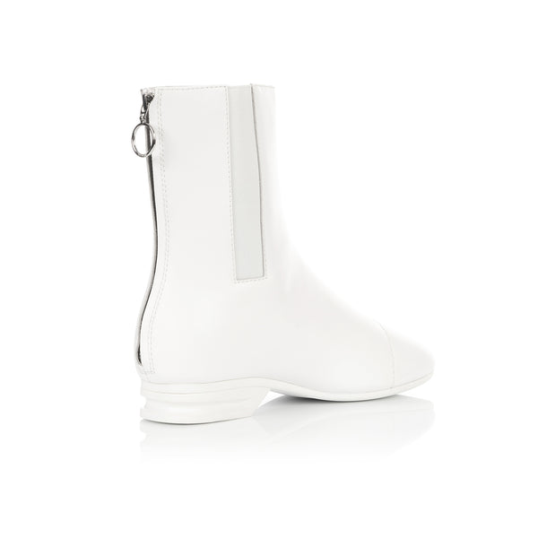 RAF SIMONS (RUNNER) | 2001 White - Concrete