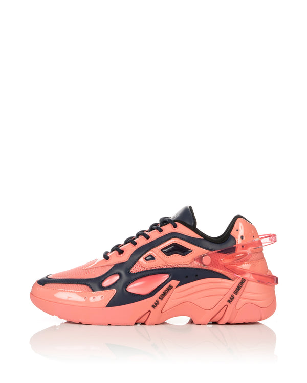 SIMONS (RUNNER) | Cylon-21 Black Iris / Strawberry Ice - Concrete