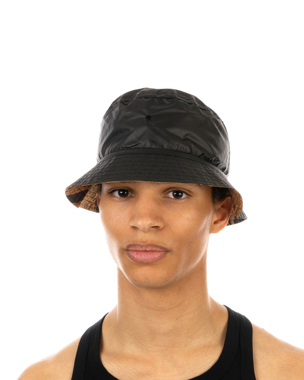 maharishi | Camo Reversible Bucket Hat Tigerstripe Sun Bleached Gold - Concrete