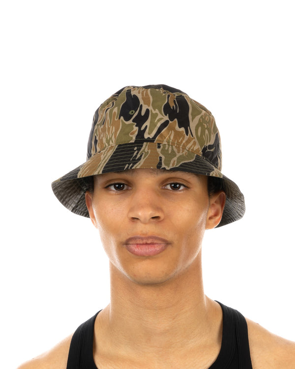 maharishi | Camo Reversible Bucket Hat Tigerstripe Mint Gold - Concrete
