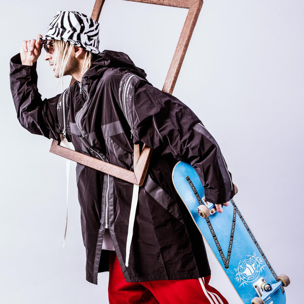 Michiko Koshino | Parka Black - Concrete
