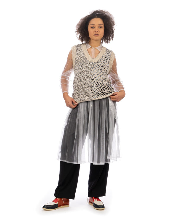 Henrik Vibskov | Half Vest Black / Grey - Concrete